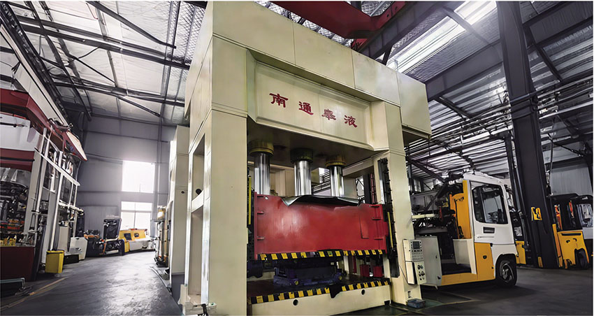 沖壓生產(chǎn)設(shè)備